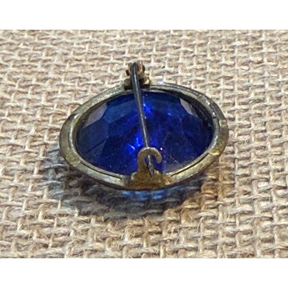 Victorian Antique Open
Scroll Blue Glass Stones Brooch Czech Art
Nouveau*Flaw - Picture 6 of 8